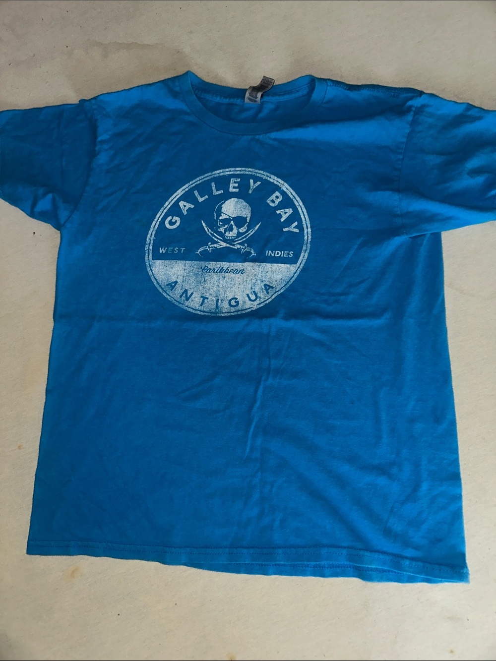 Kids Size L Galley Bay Antigua Graphic Short Sleeve Tee - Blue